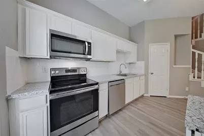 2710 Grants Lake Boulevard #S6, Sugar Land, TX 77479 - Photo 8