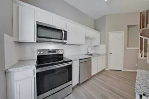 2710 Grants Lake Blvd, Sugar Land, TX 77479 - Photo 8
