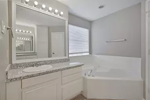 2710 Grants Lake Blvd, Sugar Land, TX 77479 - Photo 12
