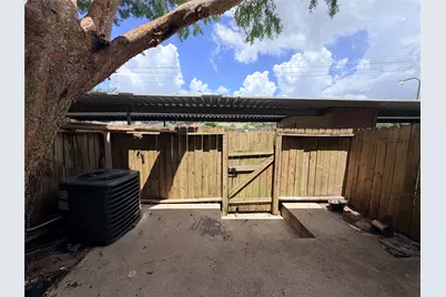 7700 Creekbend Drive #45, Houston, TX 77071 - Photo 34
