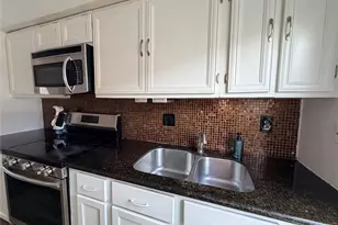 7700 Creekbend Dr, Houston, TX 77071 - Photo 14