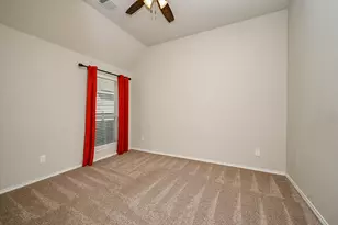 13809 Crystal Harbor Ln, Pearland, TX 77584 - Photo 8