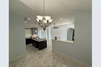 5715 Belarbor Street, Houston, TX 77033 - Photo 6