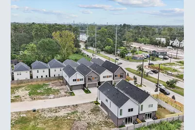 1014 Upside Wheatley Lane, Houston, TX 77091 - Photo 24