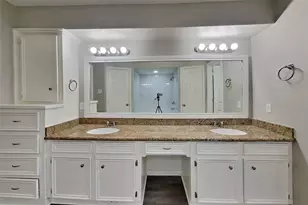 12311 Oak Park Dr, Houston, TX 77070 - Photo 8