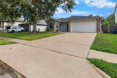1735 Oak Ridge Drive, Kemah, TX 77565 - Photo 32