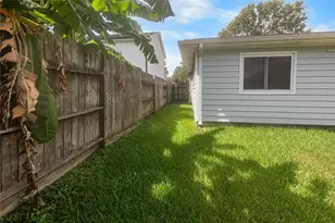 1735 Oak Ridge Dr, Kemah, TX 77565 - Photo 30