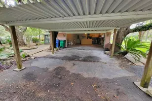 706 Maple St, Sweeny, TX 77480 - Photo 44