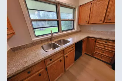 706 Maple Street, Sweeny, TX 77480 - Photo 12