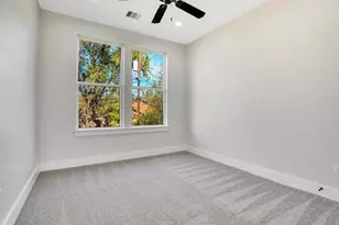 805 Granville Dr, Houston, TX 77091 - Photo 10