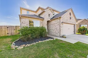 3202 Explorer Dr, Texas City, TX 77591 - Photo 4