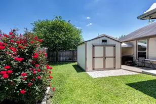 208 Boulder Dr, Navasota, TX 77868 - Photo 22