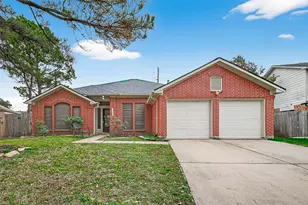 2002 Foundary Dr, Katy, TX 77493 - Photo 1