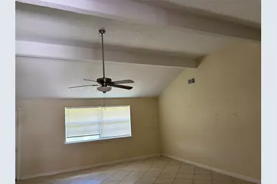11427 Mulholland Drive, Houston, TX 77477 - Photo 10