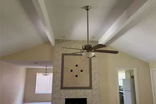 11427 Mulholland Dr, Houston, TX 77477 - Photo 12