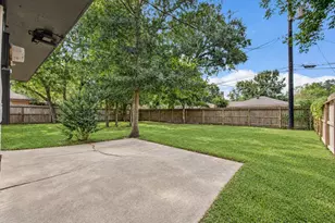 5619 Warm Springs Rd, Houston, TX 77035 - Photo 30
