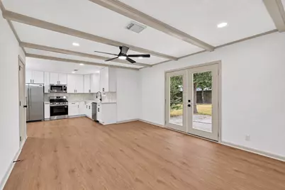 5619 Warm Springs Road, Houston, TX 77035 - Photo 16