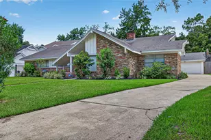 12411 Pinerock Ln, Houston, TX 77024 - Photo 2