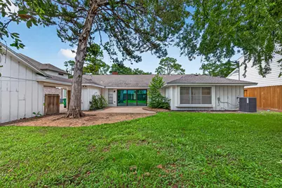 12411 Pinerock Lane, Houston, TX 77024 - Photo 44