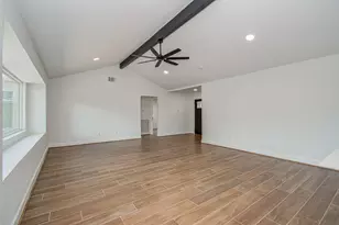 11223 Voltaire Dr, Houston, TX 77065 - Photo 10