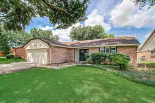 11223 Voltaire Dr, Houston, TX 77065 - Photo 4