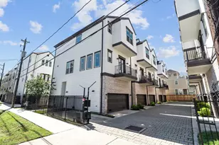 1114 W 15th 1/2 St, Houston, TX 77008 - Photo 2