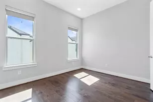 1114 W 15th 1/2 St, Houston, TX 77008 - Photo 44