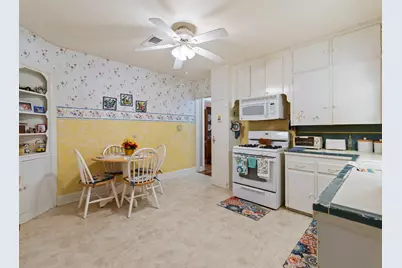 2918 Avenue I, Bay City, TX 77414 - Photo 22