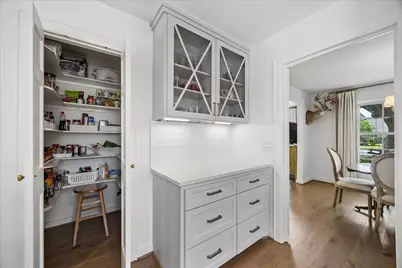 10914 Tupper Lake Drive, Houston, TX 77042 - Photo 6