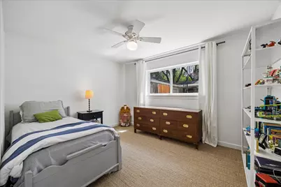 10914 Tupper Lake Drive, Houston, TX 77042 - Photo 16