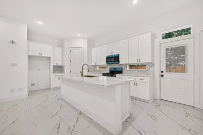 7719 Bowen Street, Houston, TX 77051 - Photo 12