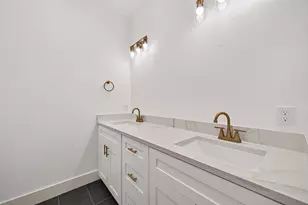 7719 Bowen St, Houston, TX 77051 - Photo 42