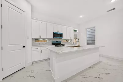 7719 Bowen Street, Houston, TX 77051 - Photo 20