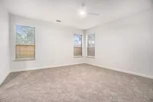 3811 Misty Falls Ln, Friendswood, TX 77546 - Photo 6