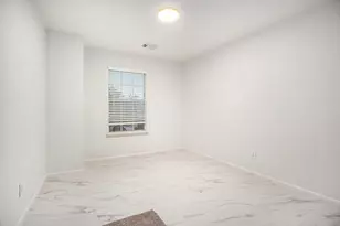3811 Misty Falls Ln, Friendswood, TX 77546 - Photo 10