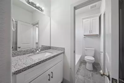 7242 Saint Augustine Street #B, Houston, TX 77021 - Photo 12
