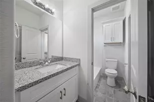 7242 St Augustine St, Houston, TX 77021 - Photo 12