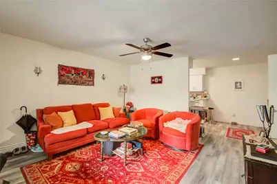 845 Augusta Drive #6, Houston, TX 77057 - Photo 6