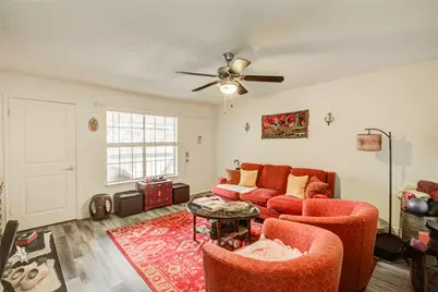 845 Augusta Drive #6, Houston, TX 77057 - Photo 8