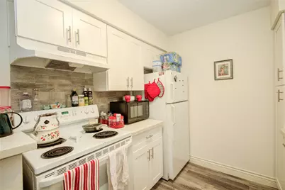 845 Augusta Drive #6, Houston, TX 77057 - Photo 14