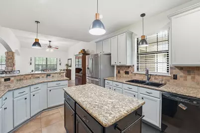 15420 Queen Elizabeth Court, Montgomery, TX 77316 - Photo 14