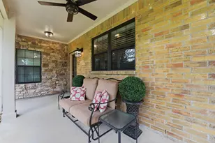 15420 Queen Elizabeth Ct, Montgomery, TX 77316 - Photo 4