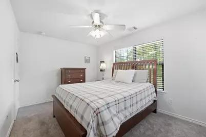 15420 Queen Elizabeth Court, Montgomery, TX 77316 - Photo 18