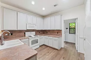 15420 Queen Elizabeth Ct, Montgomery, TX 77316 - Photo 28