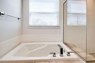 1909 Maury St, Houston, TX 77026 - Photo 24