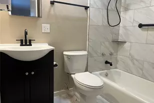 220 Stiles St, Houston, TX 77011 - Photo 8