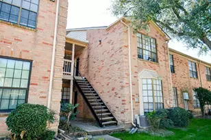 2255 Braeswood Park Dr, Houston, TX 77030 - Photo 4