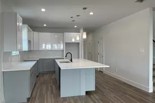 7819 Angus St, Houston, TX 77028 - Photo 4