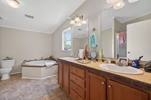 468 Co Rd 545, Alvin, TX 77511 - Photo 16