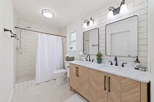 15118 Stillcreek Dr, Houston, TX 77070 - Photo 24